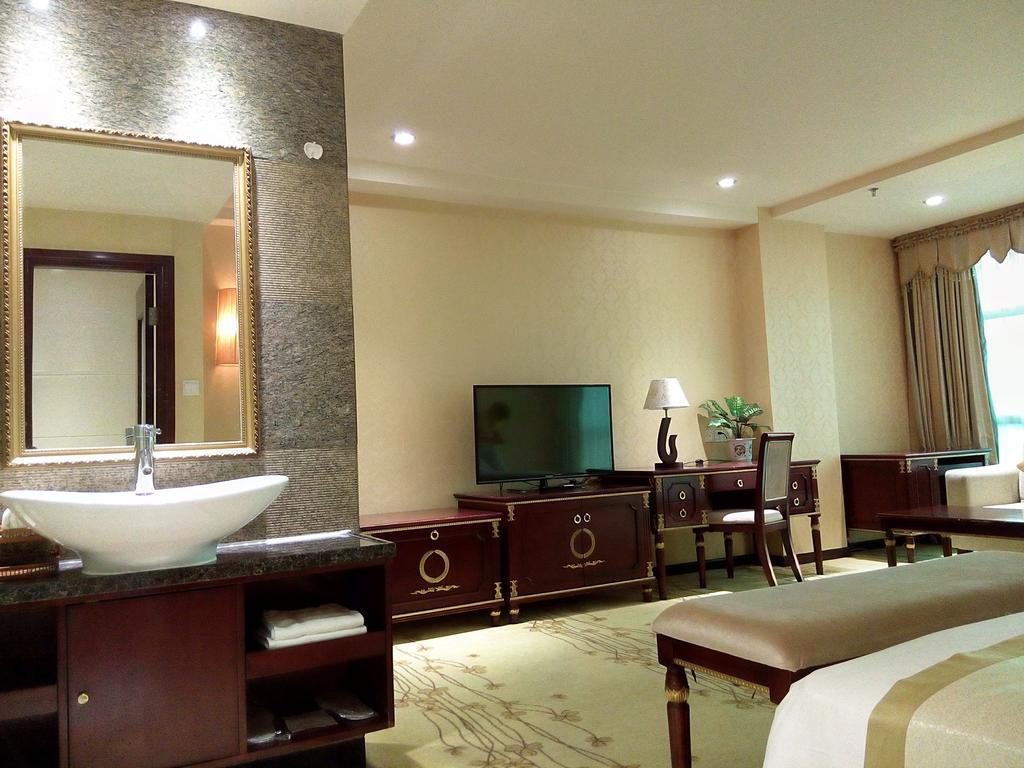 Guangzhou Li Gang Hotel 광저우 객실 사진