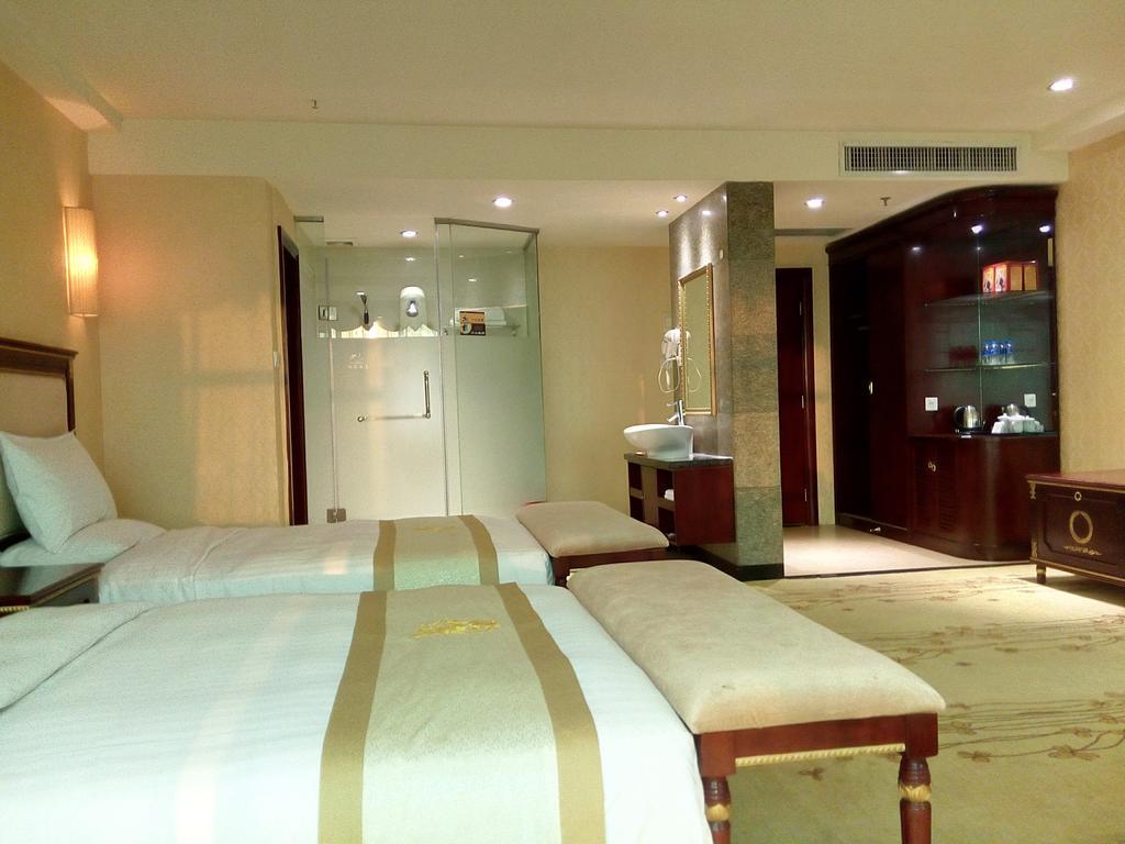 Guangzhou Li Gang Hotel 광저우 객실 사진