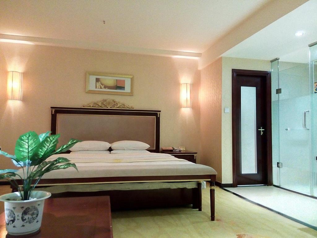 Guangzhou Li Gang Hotel 광저우 객실 사진