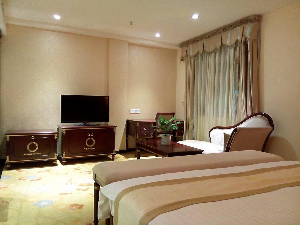 Guangzhou Li Gang Hotel 광저우 객실 사진